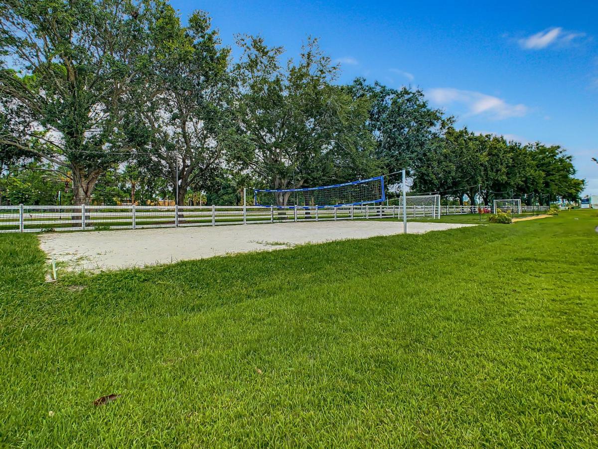 Pet Friendly In Orlando Area Near Disney Селебрейшн Экстерьер фото